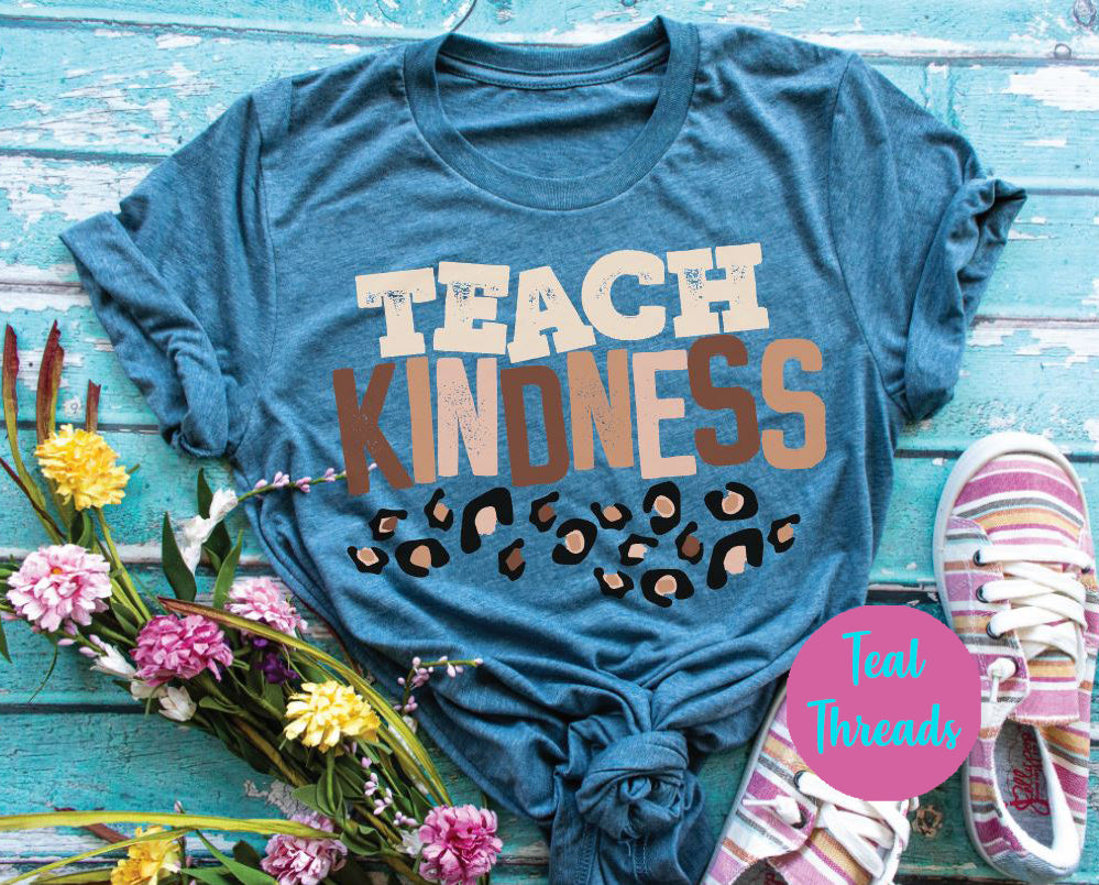 Teach Kindness - M (Sold as is)